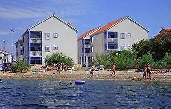 Marina Gromela Lägenhetshotell 3*