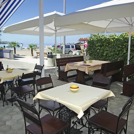 Marina Gromela 3*