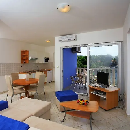 Marina Gromela 3* Mirce