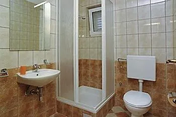Aparthotel Marina Gromela Mirce